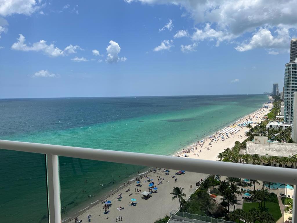 Penthouse Beach Front 1St Line, 2 Bedroom 2 Ba, New Decoration & Furnitures, Unobstructed View Of The Beautiful Atlantic, Free Parking 好莱坞 外观 照片